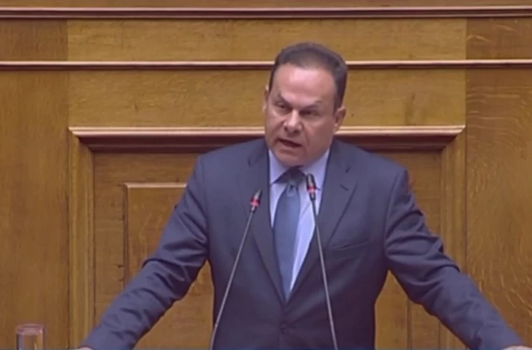 Και γιατί θα έπρεπε να τους φοβόμαστε;